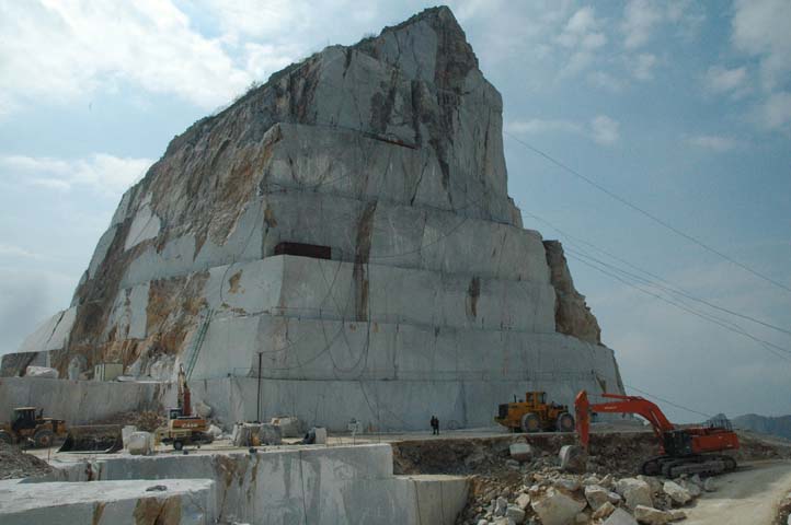 Montagne fatte a pezzi